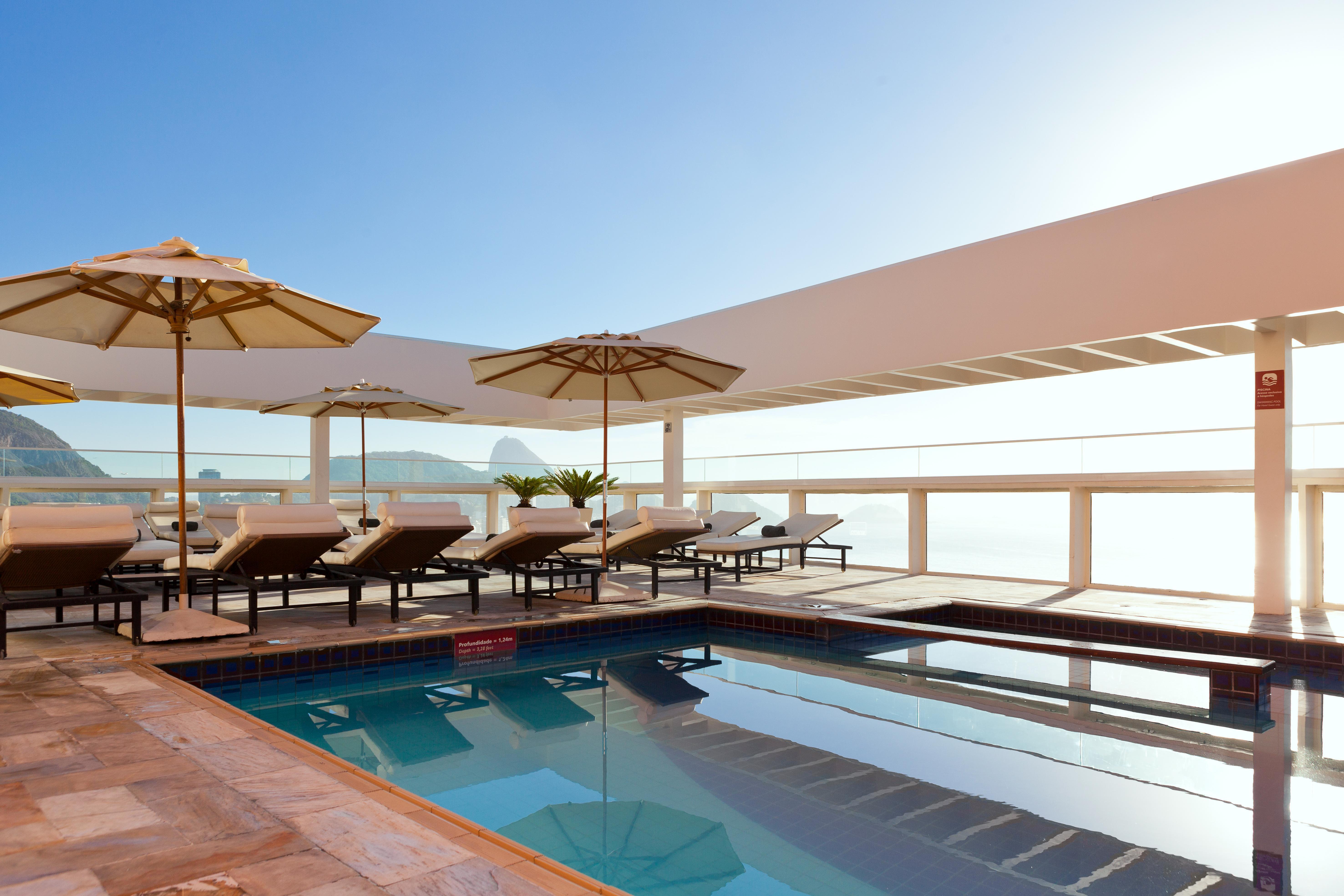 Rio Othon Palace Rio de Janeiro Exterior photo The pool deck of the hotel
